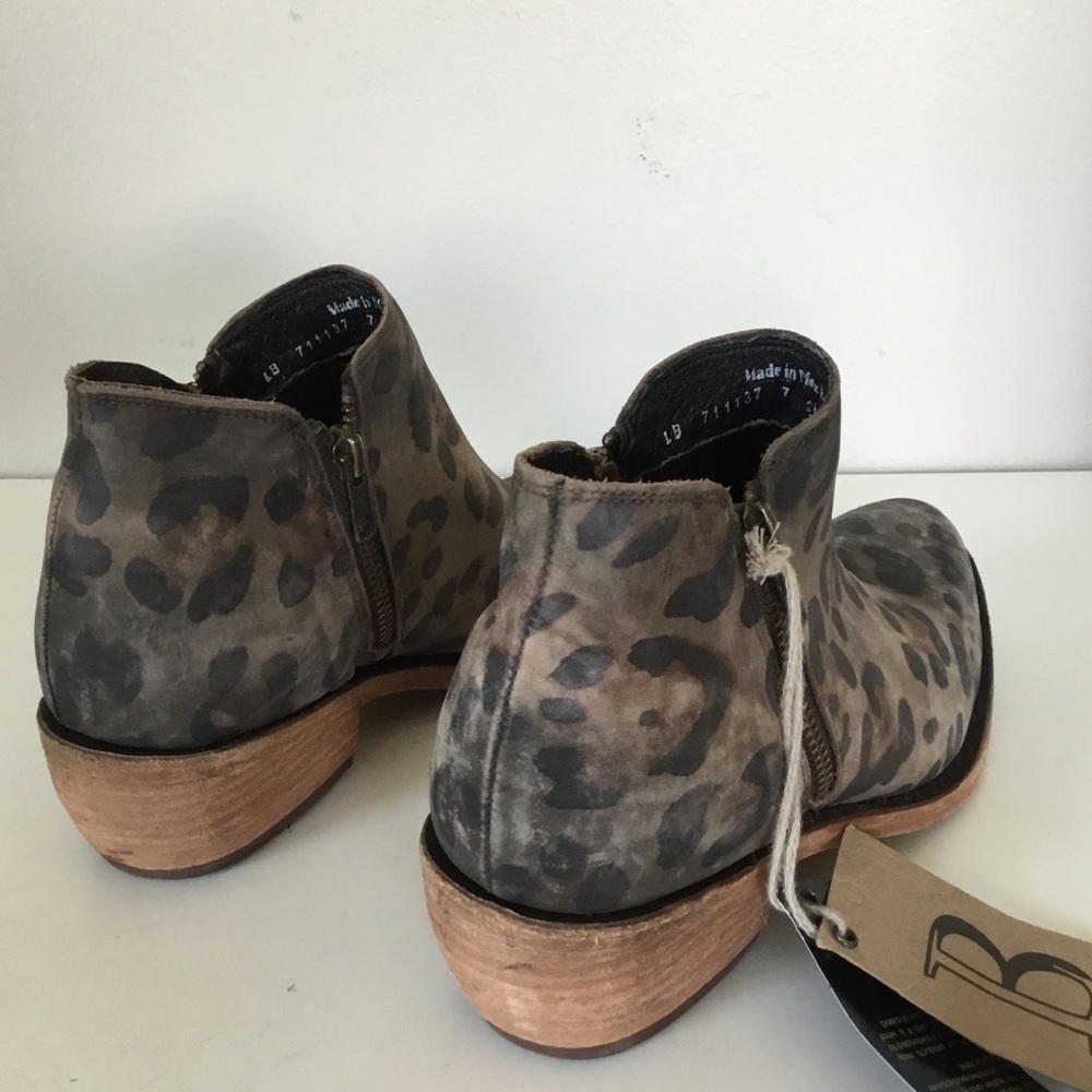 NWT Liberty Black Heart of the Wild Leopard Booties (7) 7.5 fit - Picture 7 of 9